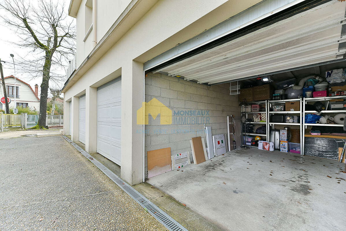 Appartement à SAINTE-GENEVIEVE-DES-BOIS