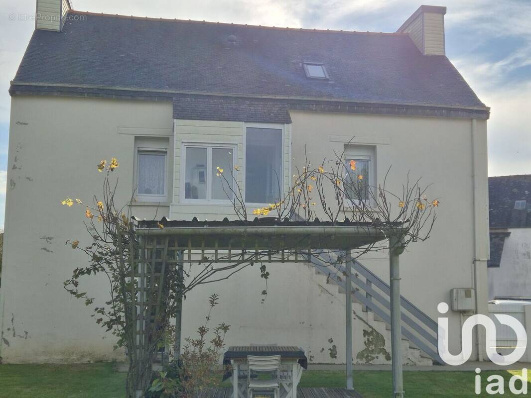 Photo 1 - Maison à MAEL-CARHAIX