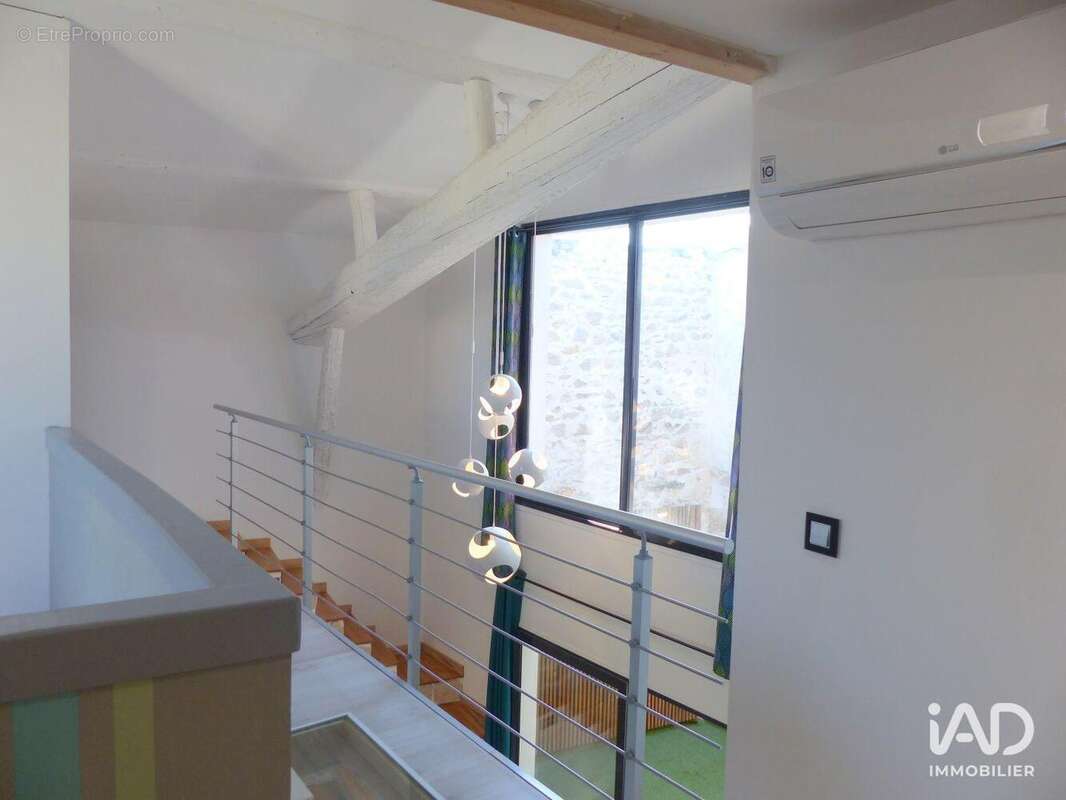 Photo 9 - Maison à VALERGUES