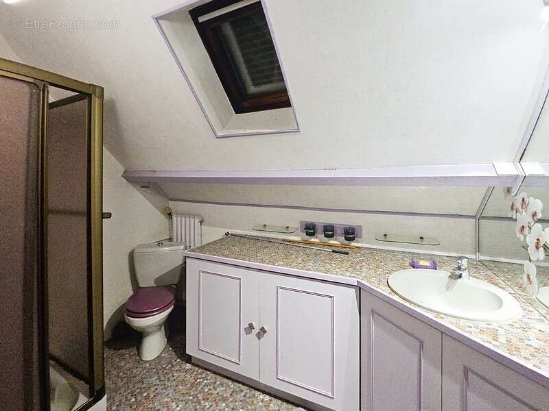 Maison à ANIZY-LE-CHATEAU