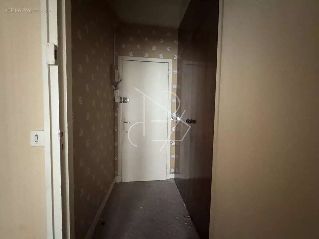 Appartement à PARIS-7E