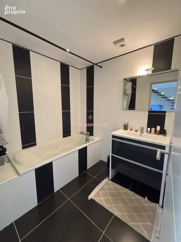 Appartement 5 pièces 109 m² à vendre à Espaly-Saint-Marcel (43000) - photo 8