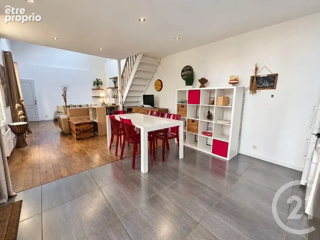 Appartement 2 pièces 54 m² à vendre à Saint-Maur-Des-Fosses (94100) - photo 4