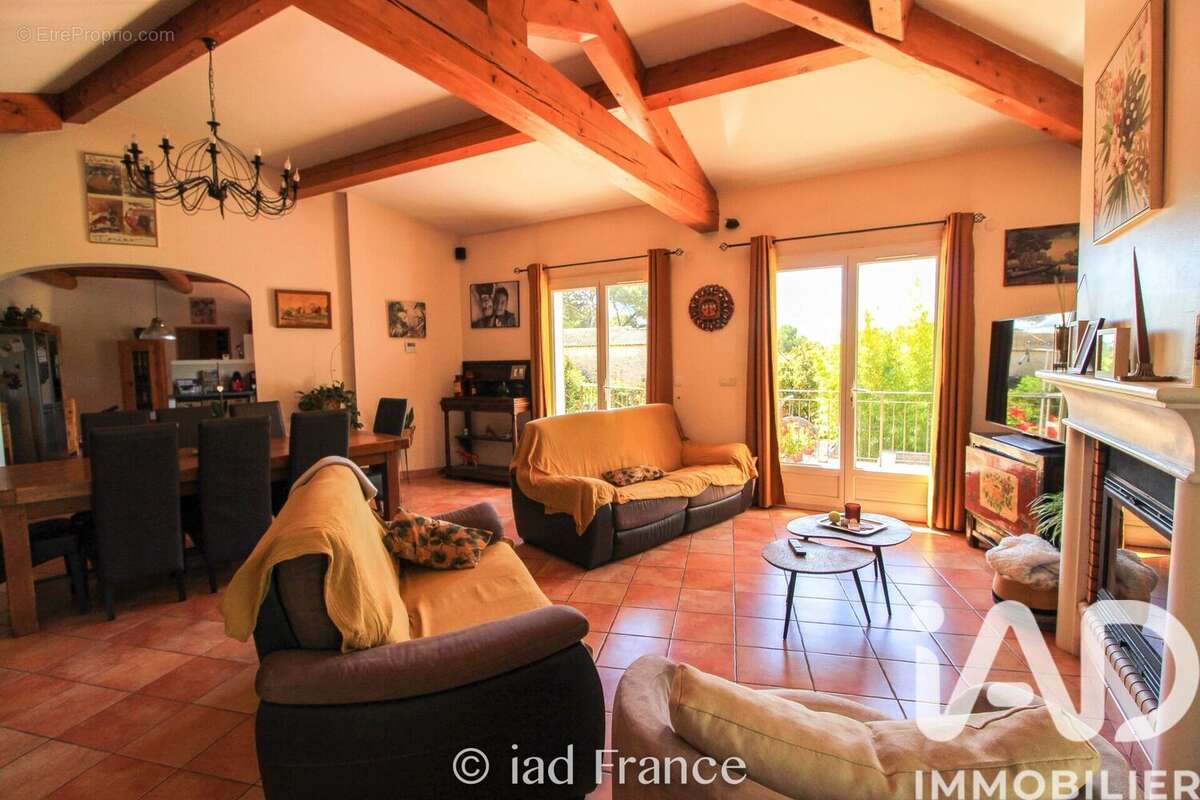 Photo 3 - Maison à NIMES