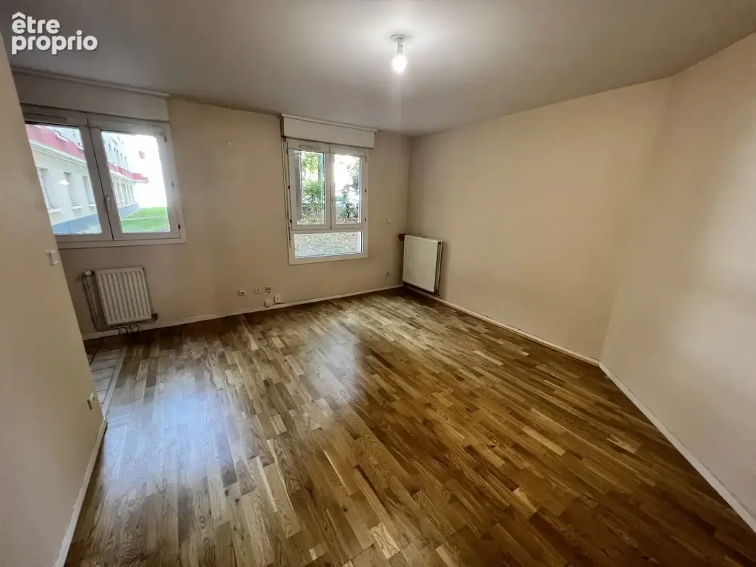Appartement 29 m² à Plaisir  - photo 4