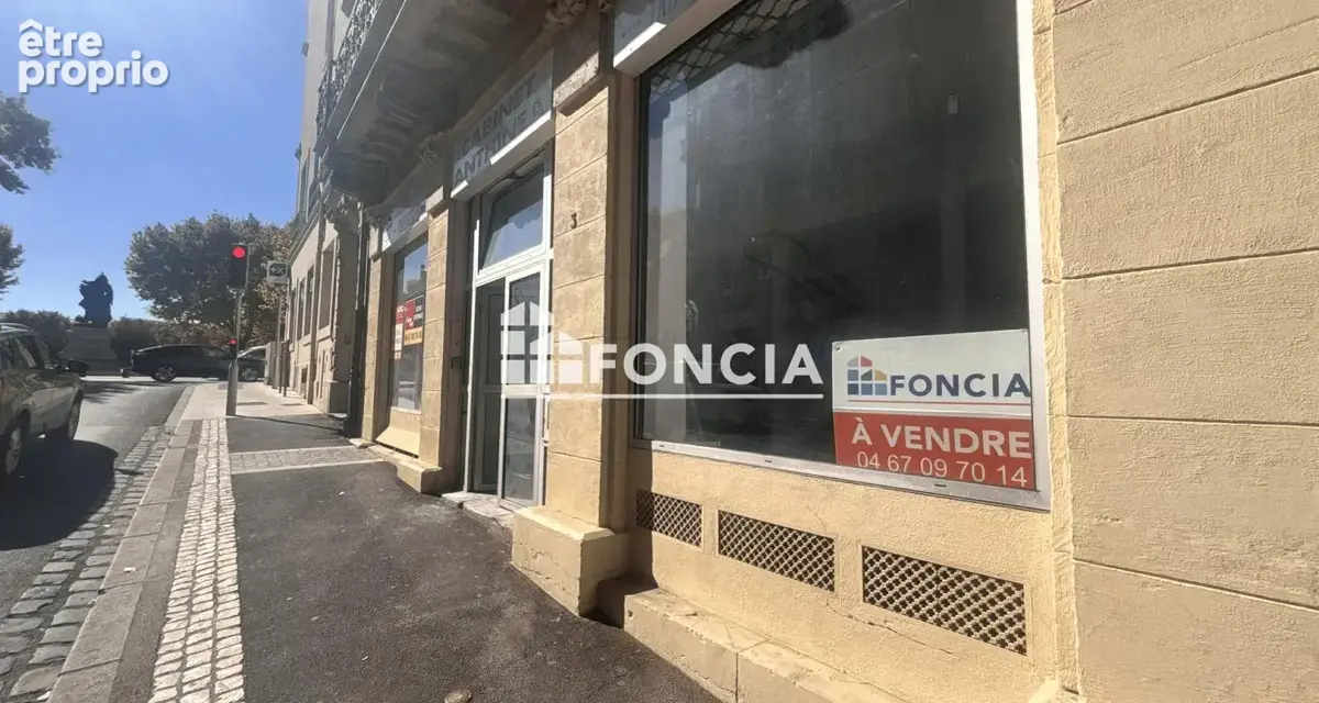 Local commercial à Béziers – Emplacement passant avec double vitrine - photo 3