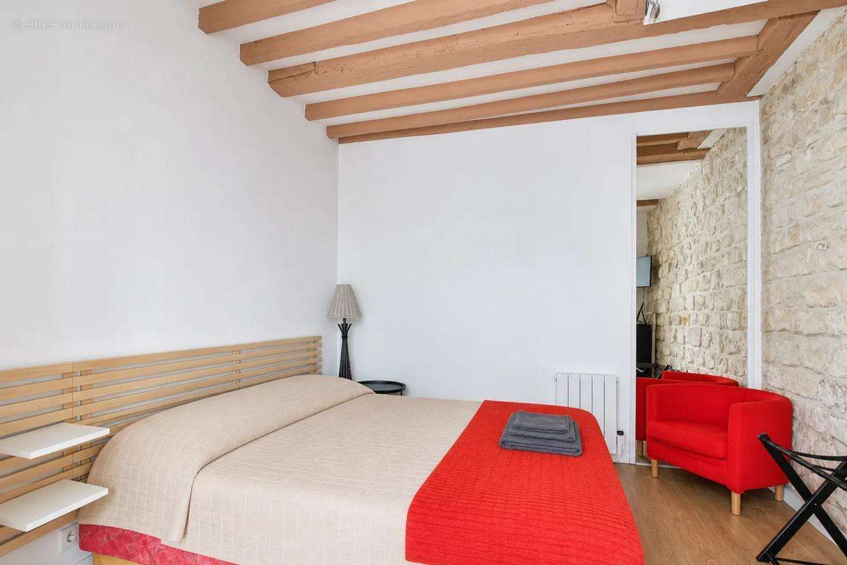 2P de 25 m² loué, au calme à Paris 7e - photo 2