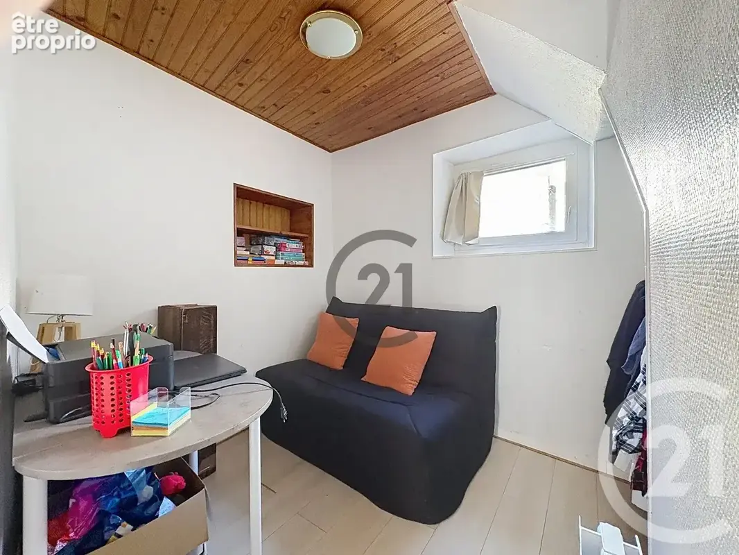 Appartement 2 pièces 51 m² à vendre à Brie-Comte-Robert (77170) - photo 3