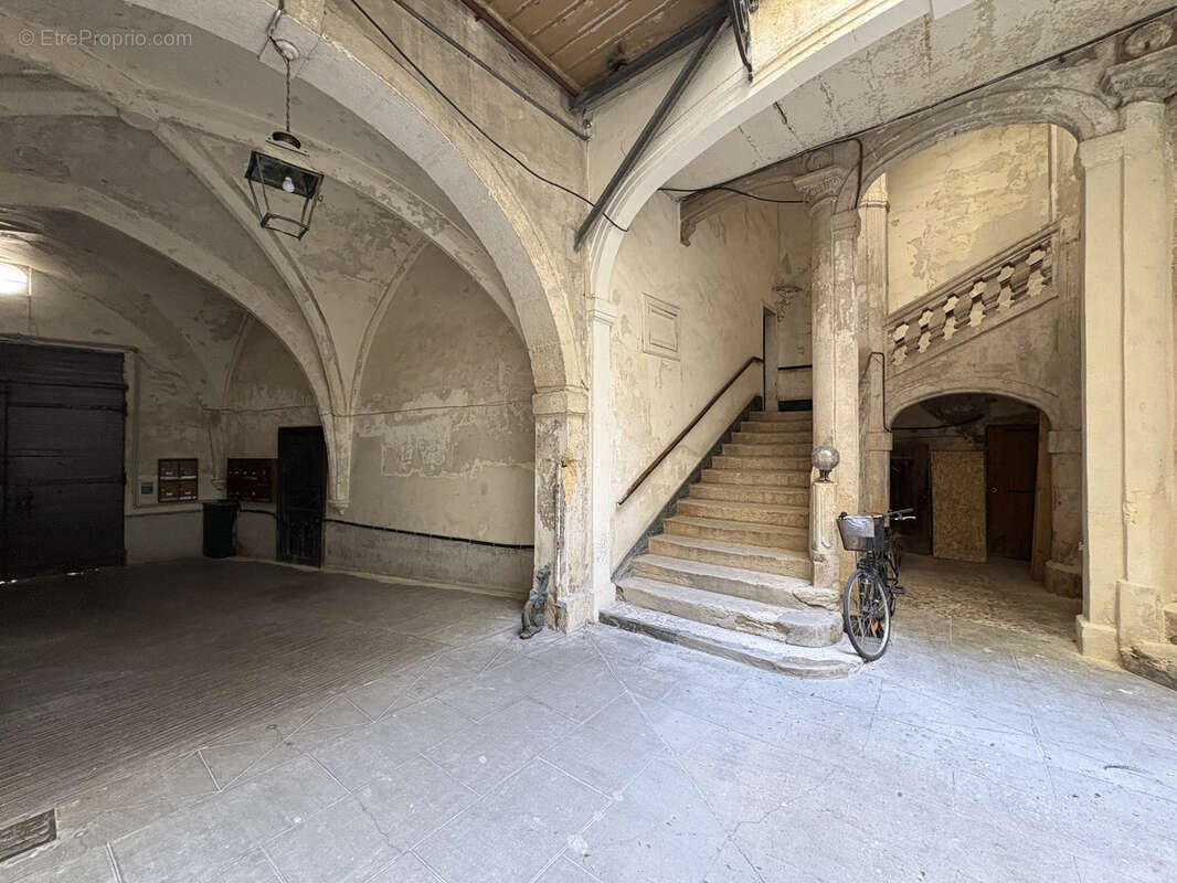 Montpellier Écusson Ancien courrier. Magnifique appartement bourgeois & familial dans la plus belle rue de l'é - photo 9