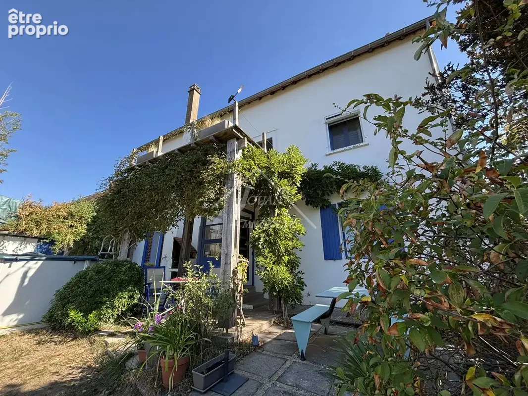 Maison avec un studio indépendant - photo 29