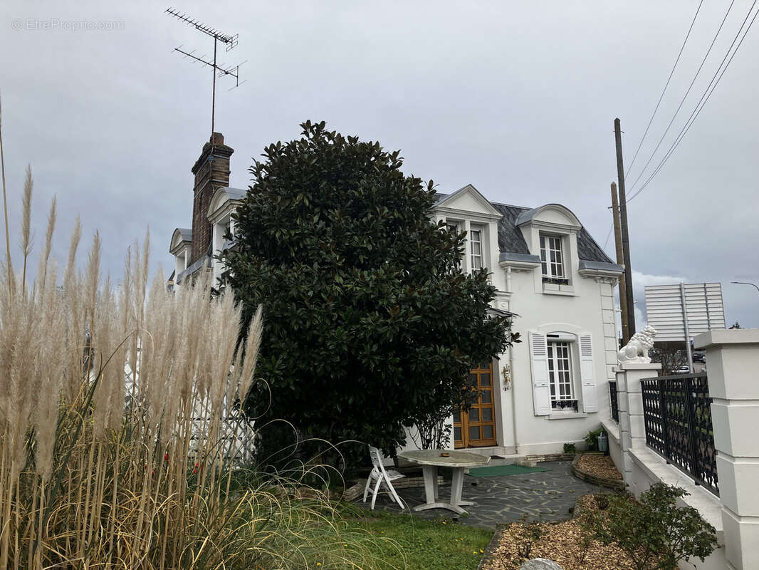 Maison à PACY-SUR-EURE
