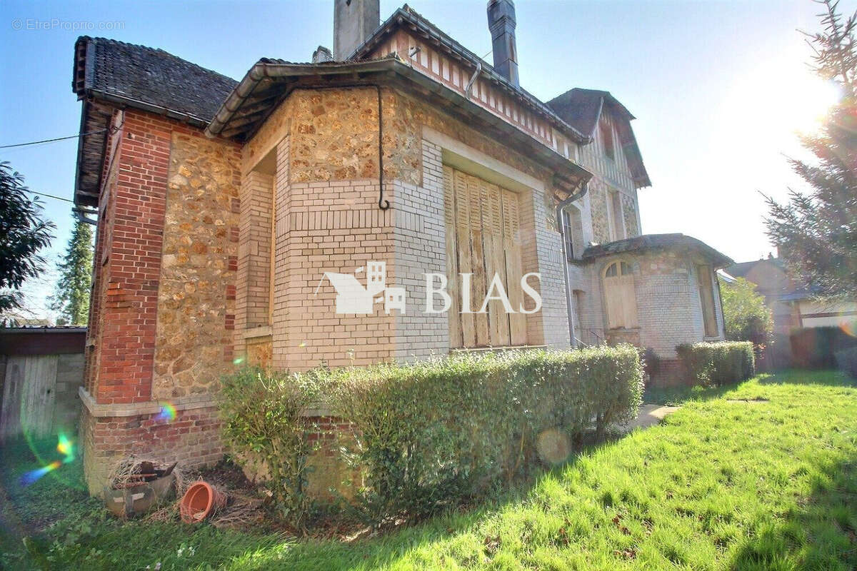 Maison à FORGES-LES-EAUX