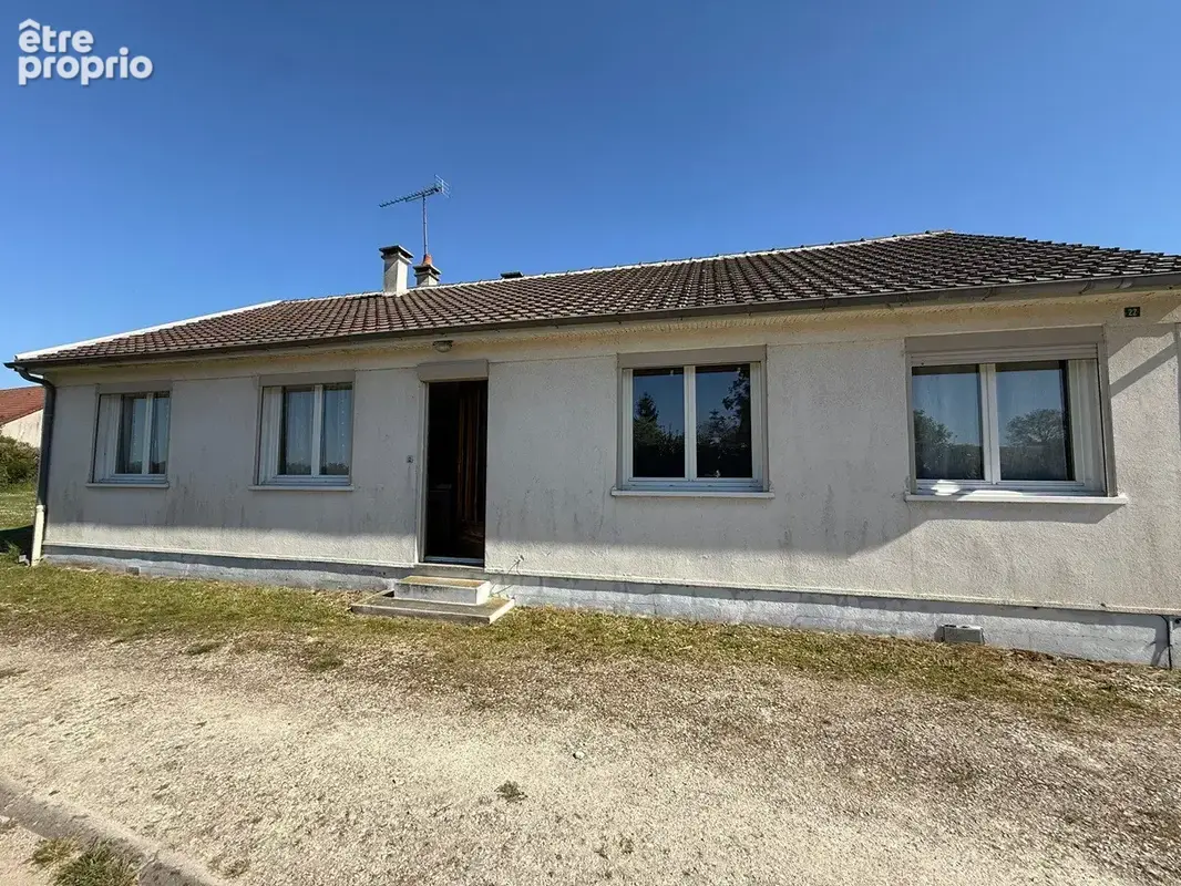 Maison 6 pièces 105 m² à vendre à Thizay (36100) - photo 2