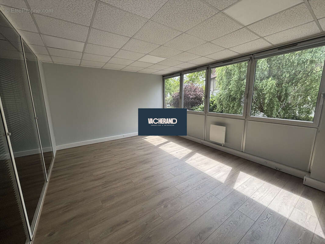 Commerce à MARCQ-EN-BAROEUL