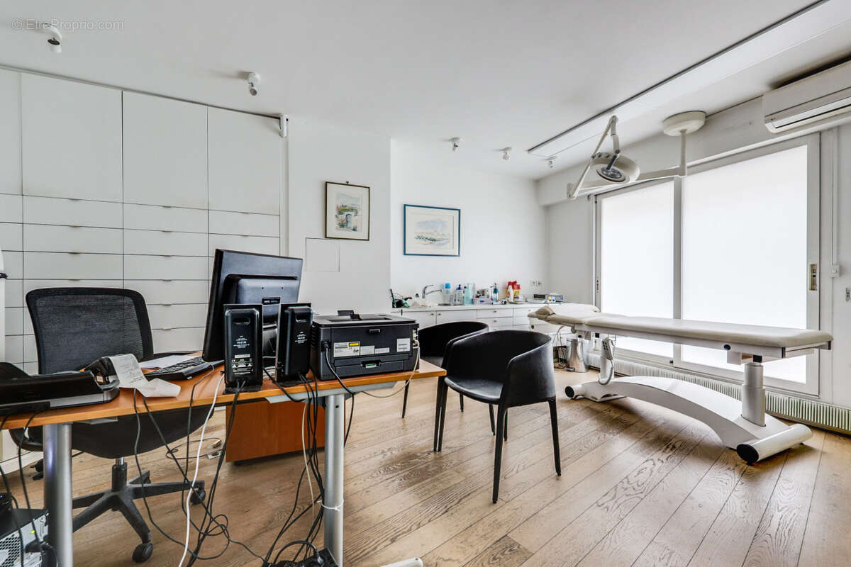 Appartement 175 m² à Paris-14e  - photo 8