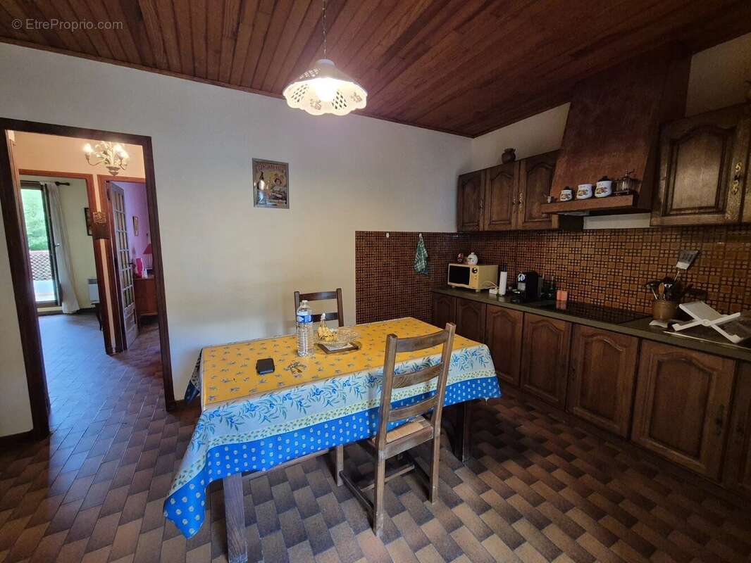 Maison à COURTHEZON