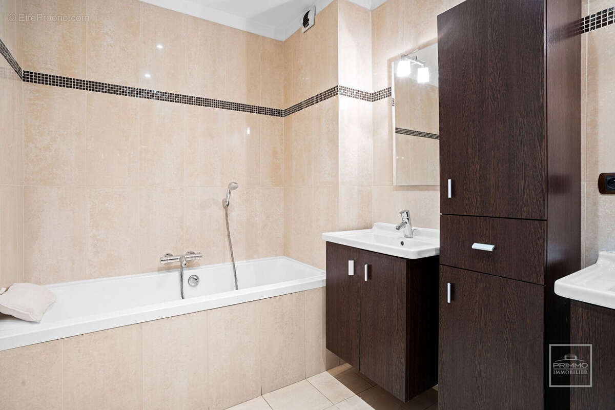 Appartement à LYON-6E