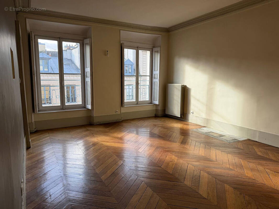 Appartement à VERSAILLES