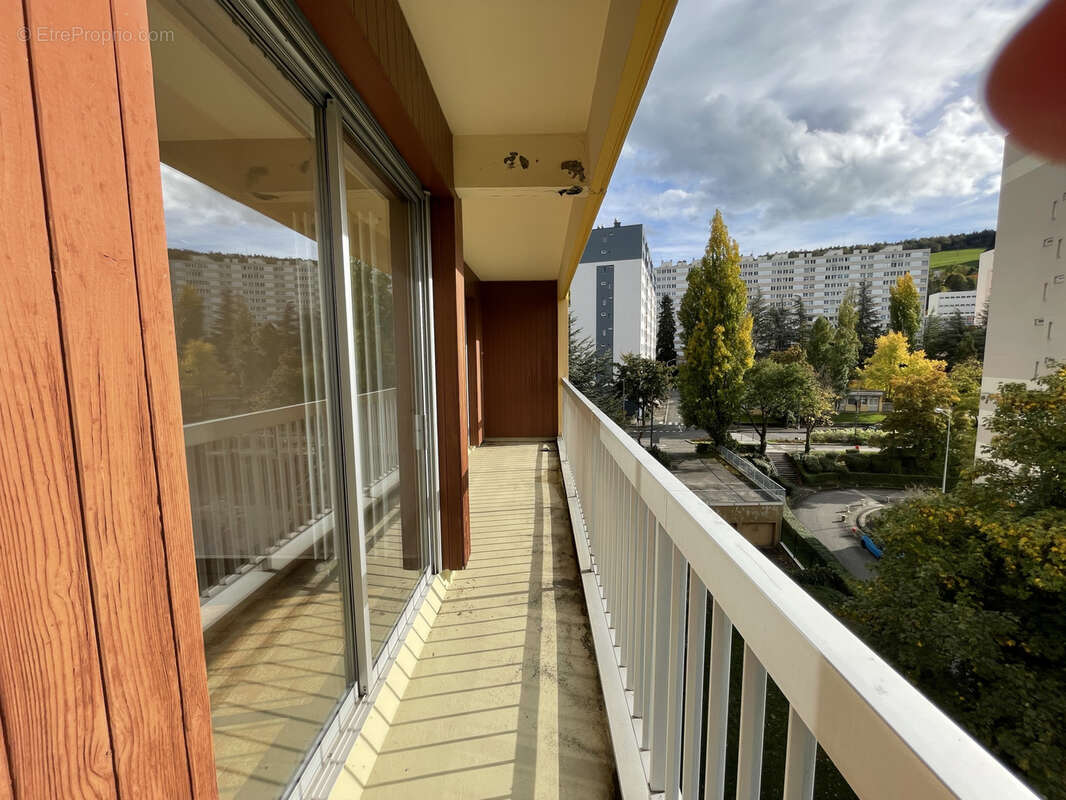 Appartement à SAINT-ETIENNE