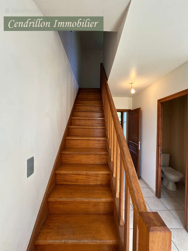 Maison à MONTBOUCHER