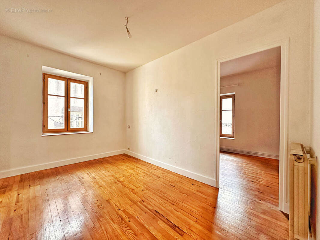 Maison à CLERMONT-FERRAND