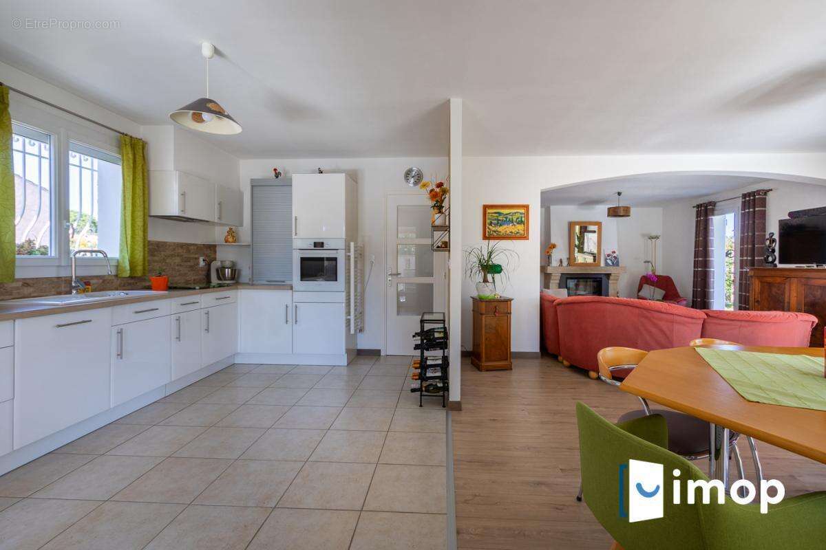 Maison à SIX-FOURS-LES-PLAGES