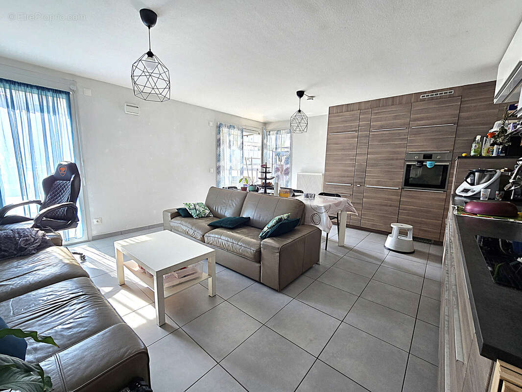 Appartement à MEYTHET