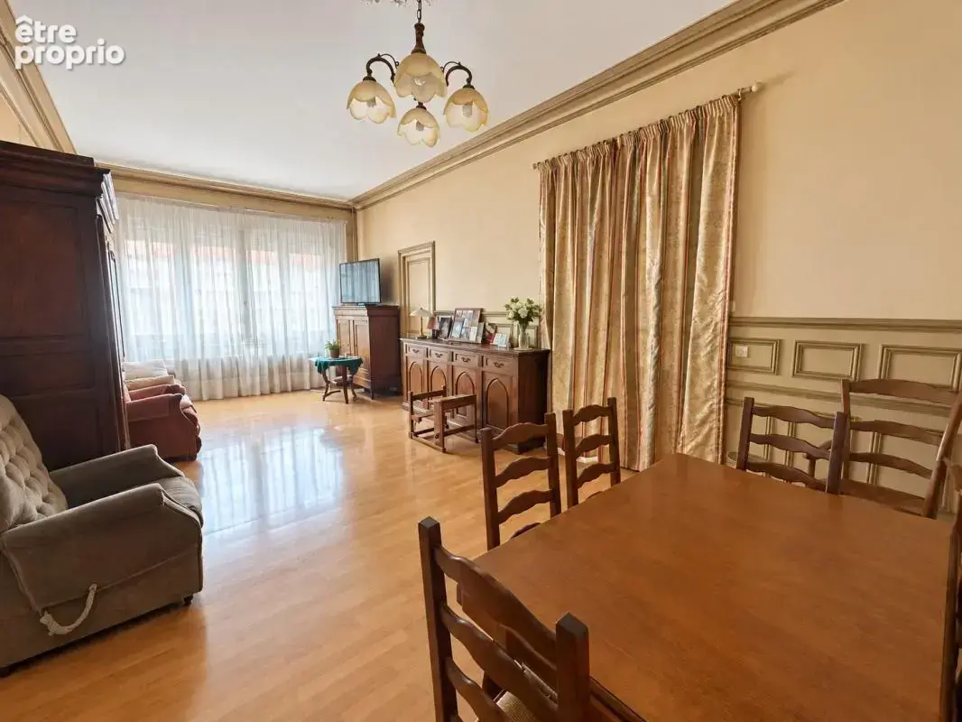 Investissement locatif - Maison 250 m² - jardin - 2 garages - 5 chambres- loyer déjà décôté du prix de vente ! - photo 2