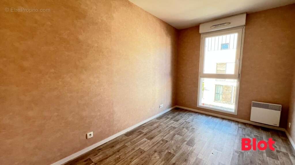 Appartement 66 m² à Orgeres  - photo 5