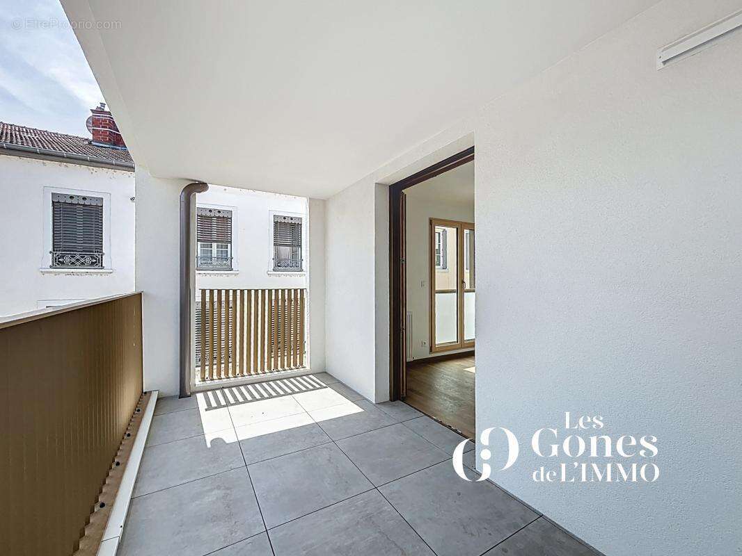 Appartement à LYON-9E