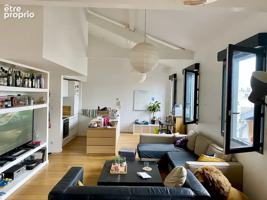 Bordeaux Sainte Croix, Bel appartement 2 stationnements motos et cellier - photo 5