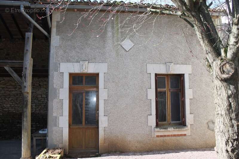 Maison à AIRVAULT