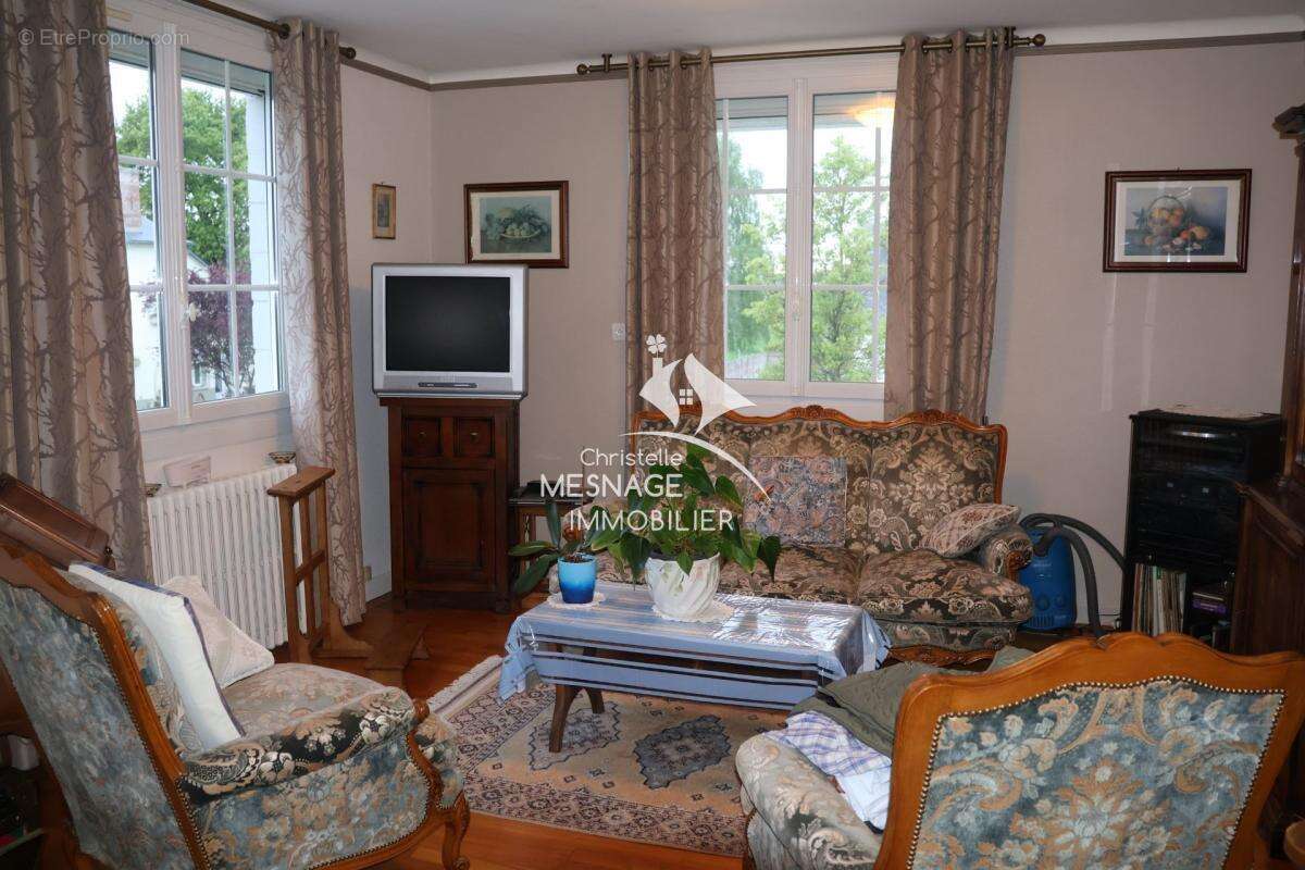 Maison à PLOUASNE