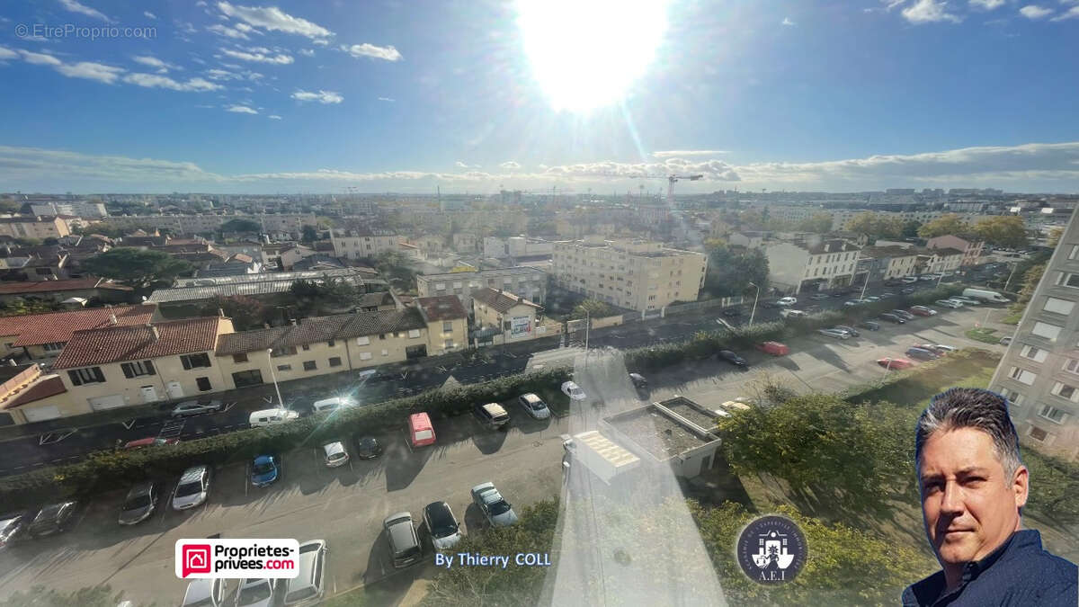 Appartement à LYON-8E