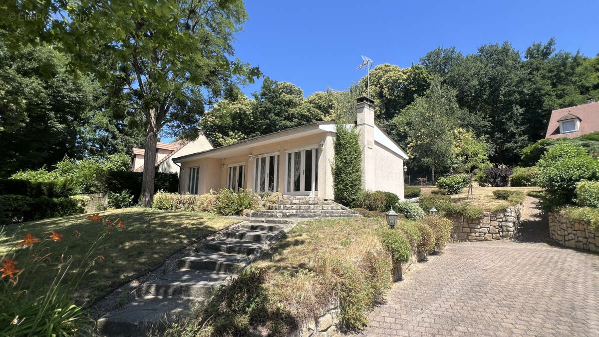 Maison à LA FERTE-ALAIS