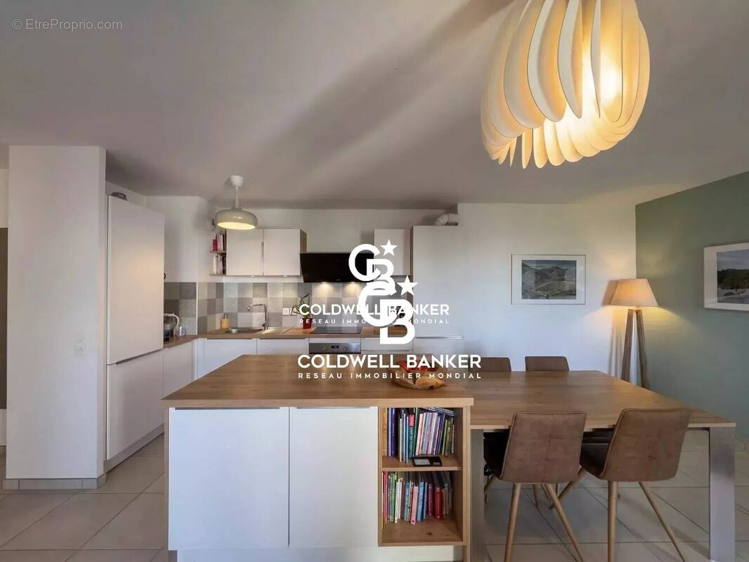 Appartement à AMBILLY