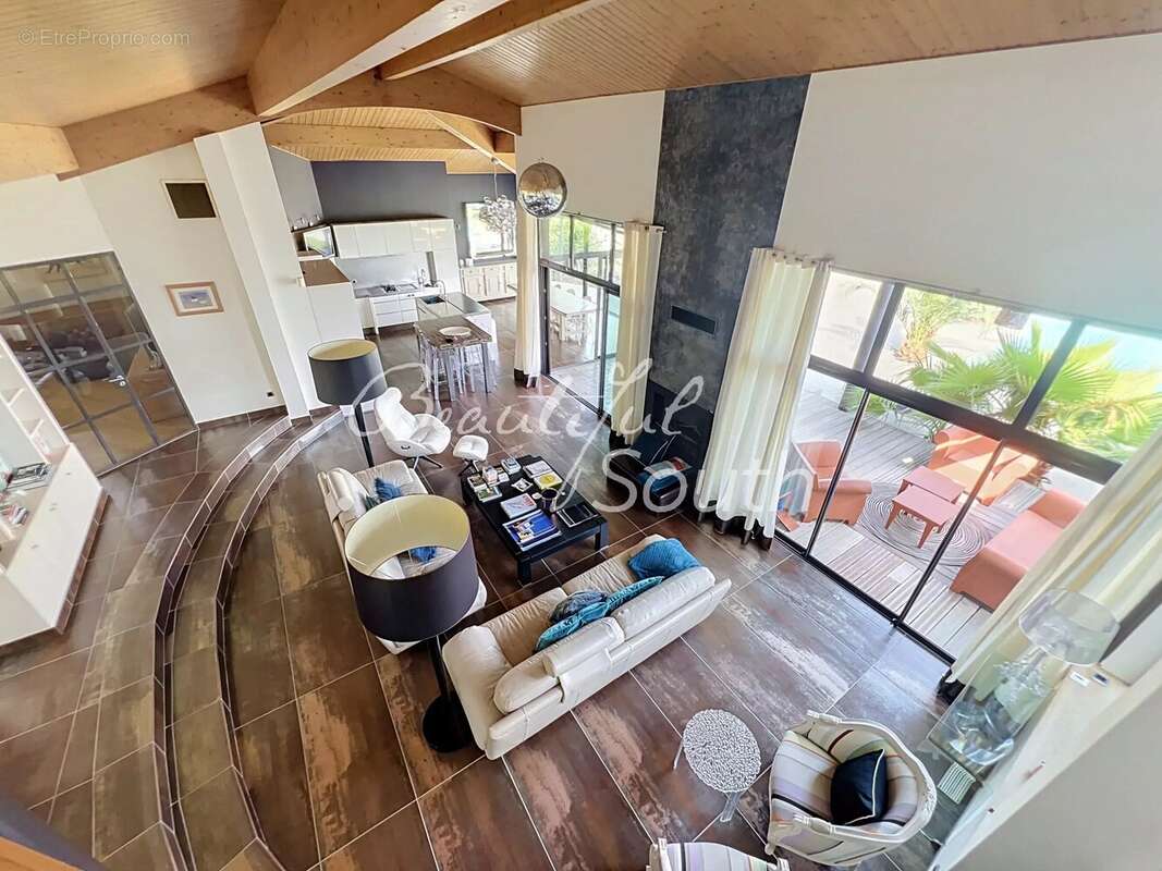 Propriété d’exception aux portes de Perpignan – 260 m² habitables sur 1 690 m² paysagés avec piscine, Pollestres - photo 10
