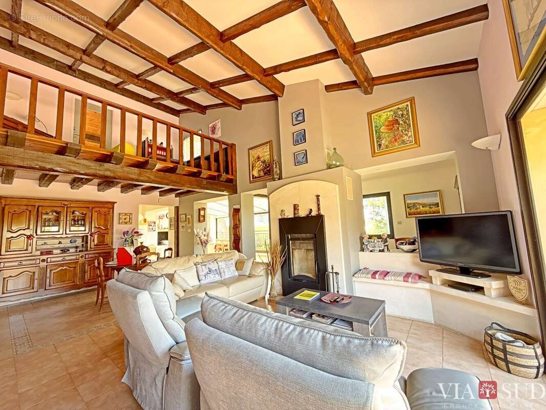 PÉZENAS, vaste villa familiale de 270 m² sur parc constructible de 4 395 m² avec piscine - photo 13