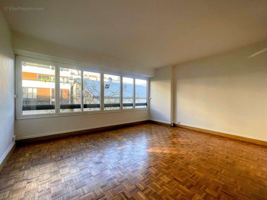 pièce principale - Appartement à PARIS-13E