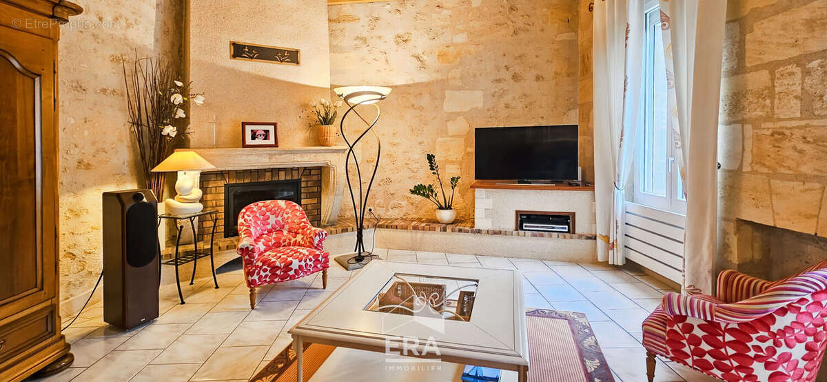 Maison à BLANQUEFORT