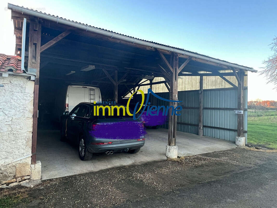 Maison à VALDIVIENNE