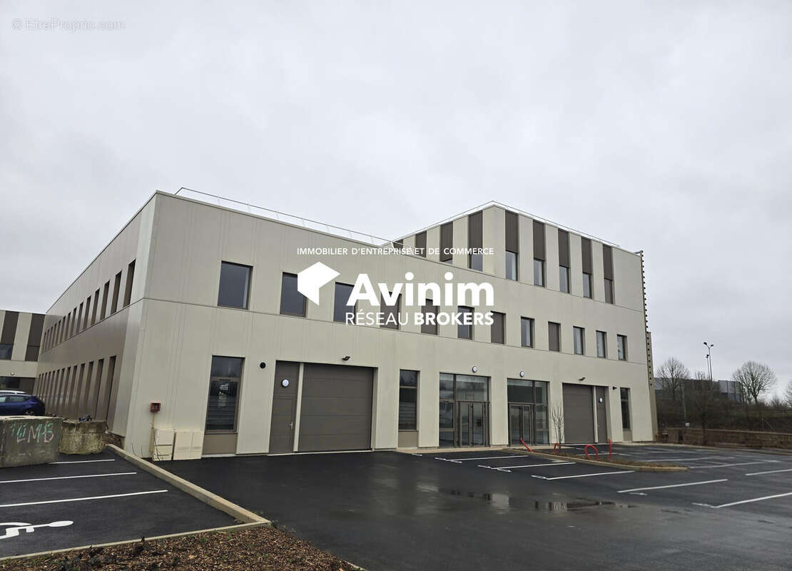 Commerce à TREMBLAY-EN-FRANCE