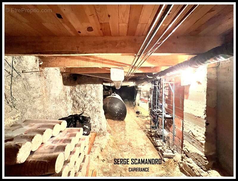 A vendre BOULOGNE SUR GESSE (31)- immeuble avec local professionel 65 m² et appartement 130 m² -2 chambres terrasse + local prof - photo 15