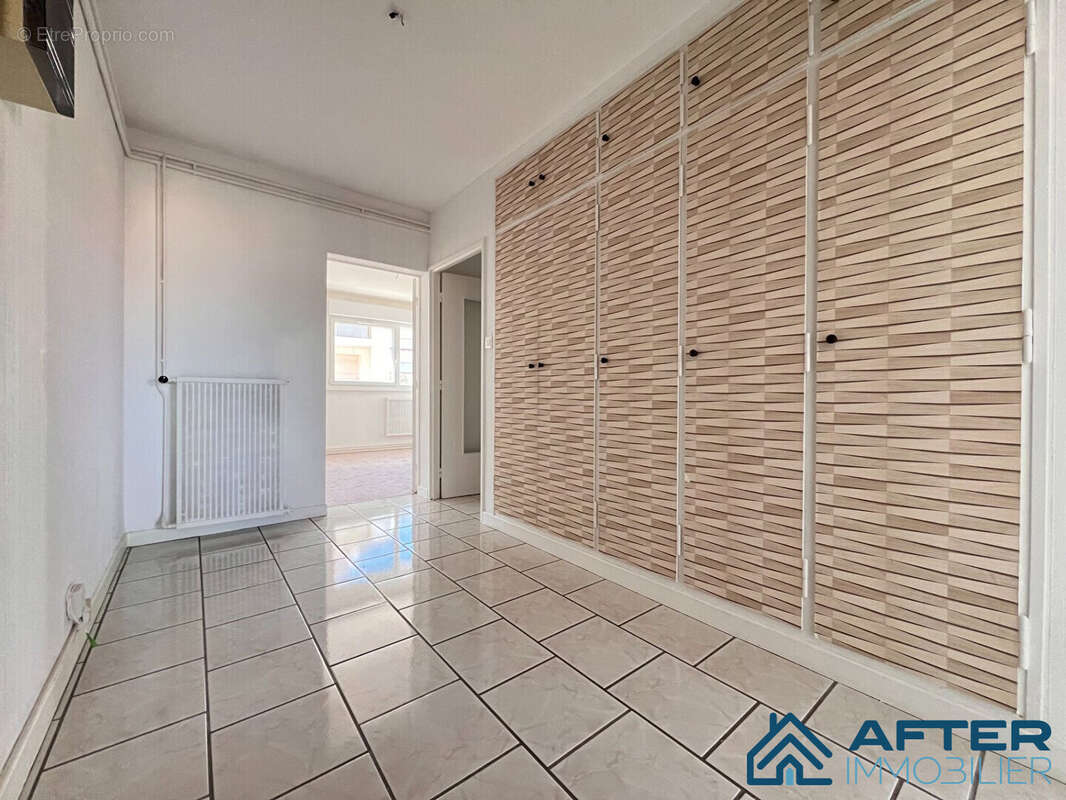 Appartement à JARVILLE-LA-MALGRANGE