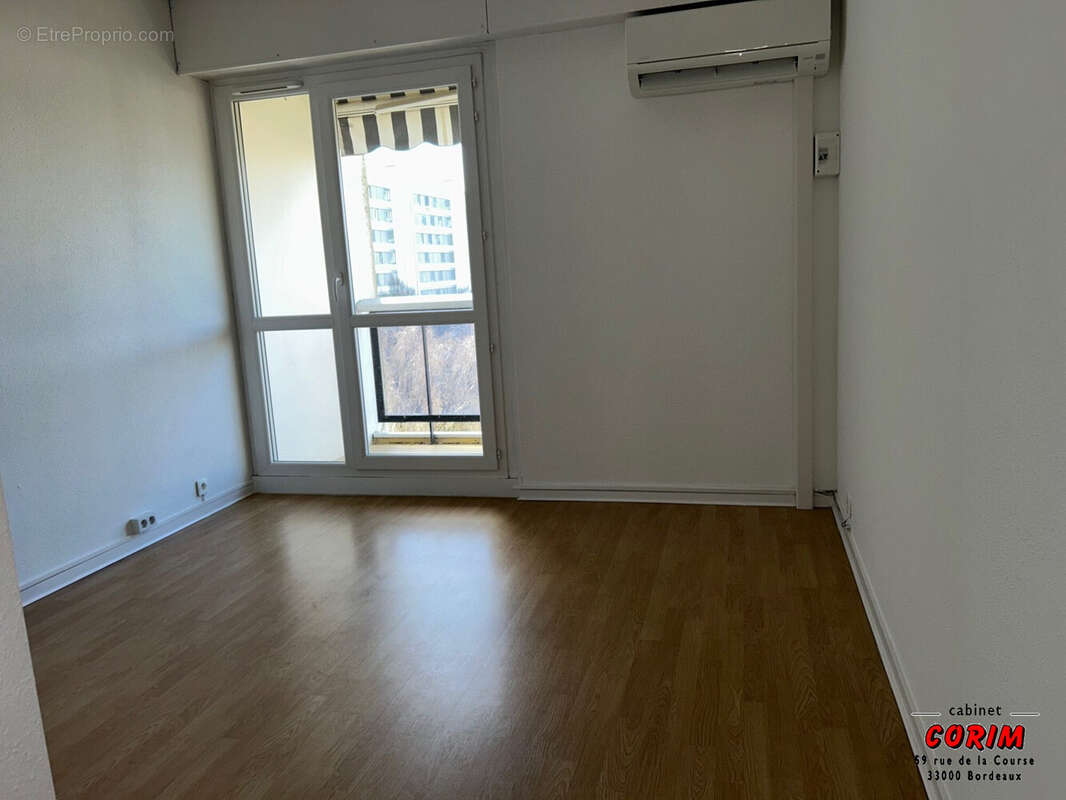 Appartement à BORDEAUX