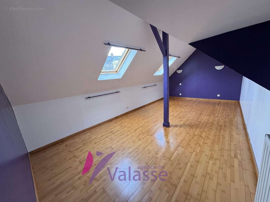 Maison à LILLEBONNE