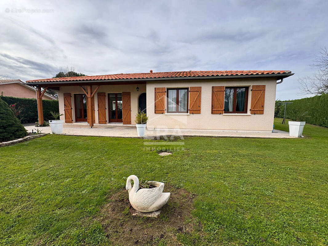 Maison à TEUILLAC
