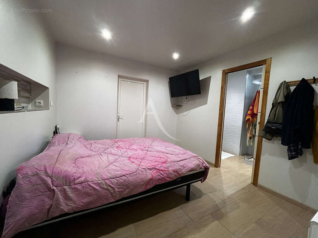 Maison à CONTRES