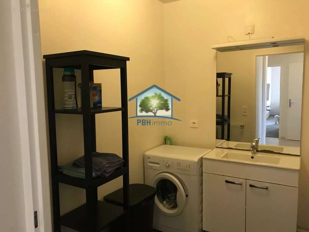 Appartement à LES PAVILLONS-SOUS-BOIS