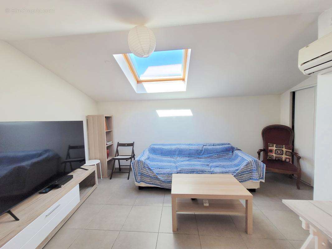 Appartement à MARSEILLE-8E